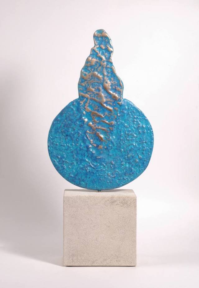 Poetic, Blue, Stone, Bronze, Organic, Tactile, Contemporary, Turquoise Blue, Elegant, Emotional, Intellectual, Interior