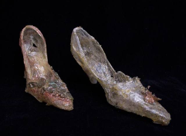 Lilium Shoes, sculpture for sale online, the carlos reid gallery online