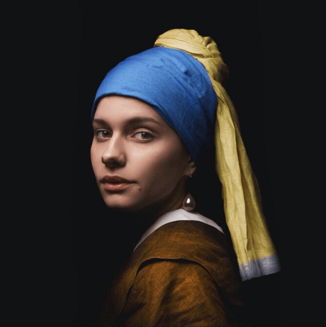 GIRL WITH PEAL (SELF-PORTRAIT) Limited Edition of 5 by DASHA ART | Belarus GIRL WITH PEAL (SELF-PORTRAIT) Limited Edition of 5 by DASHA ART | Belarus